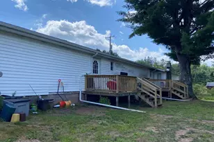 15 Bailey Lake Rd, Kiamesha Lake, NY 12751 - Photo 6