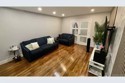 180 Van Cortlandt Park S #5J, Bronx, NY 10463 - Photo 2