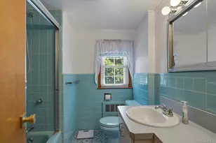 1 Dogwood St, Farmingdale, NY 11735 - Photo 32