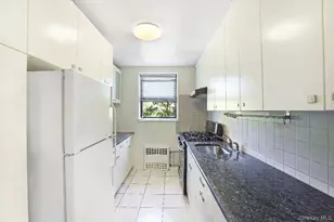 488 Ocean Pkwy, Brooklyn, NY 11218 - Photo 6