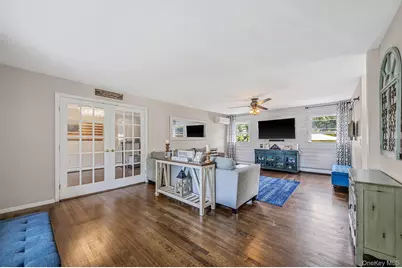 103 Hilary Street, West Sayville, NY 11796 - Photo 12
