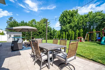 103 Hilary Street, West Sayville, NY 11796 - Photo 34