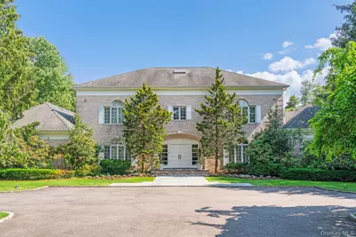 8 High Meadow Court, Glen Head, NY 11545 - Photo 2