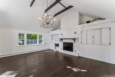 29 Squiretown Road #D, Hampton Bays, NY 11946 - Photo 10