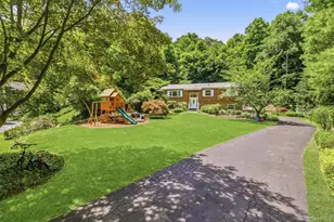45 Lakeview Ave W, Cortlandt Manor, NY 10567 - Photo 2