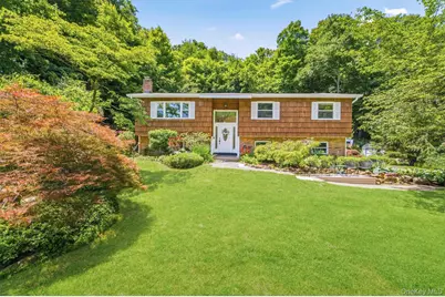 45 Lakeview Avenue W, Cortlandt Manor, NY 10567 - Photo 42