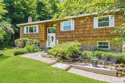45 Lakeview Avenue W, Cortlandt Manor, NY 10567 - Photo 4