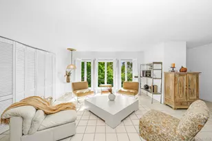 10 Rye Pl, Commack, NY 11725 - Photo 10