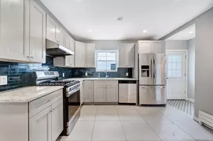 40 S 16th St, New Hyde Park, NY 11040 - Photo 10