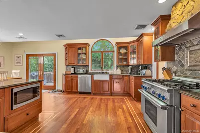 2635 Merrick Avenue, Merrick, NY 11566 - Photo 8
