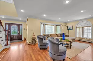 2635 Merrick Ave, Merrick, NY 11566 - Photo 2