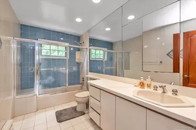 2635 Merrick Avenue, Merrick, NY 11566 - Photo 18