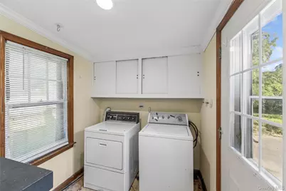 36 Lakeview Court, Ronkonkoma, NY 11779 - Photo 16
