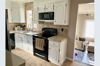 62 Pell Avenue, North Babylon, NY 11703 - Photo 8
