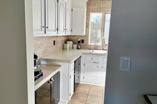 62 Pell Ave, North Babylon, NY 11703 - Photo 4