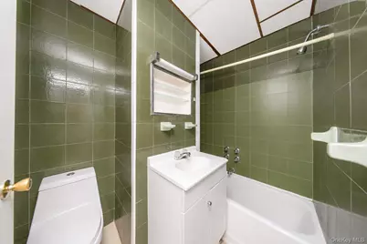 33 Avenue U, Brooklyn, NY 11223 - Photo 20