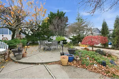 31 Regent Drive, Long Beach, NY 11561 - Photo 22