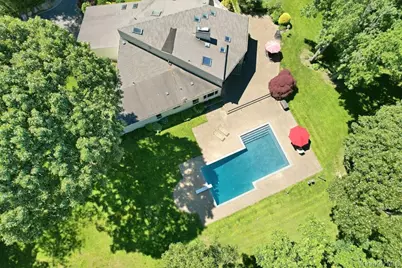 29 Amber Lane, Oyster Bay, NY 11771 - Photo 2