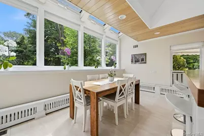 29 Amber Lane, Oyster Bay, NY 11771 - Photo 18