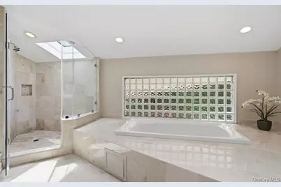 29 Amber Lane, Oyster Bay, NY 11771 - Photo 28