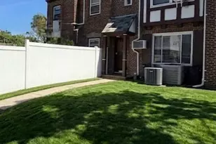 141-66 73rd Terrace, Kew Gardens, NY 11367 - Photo 2