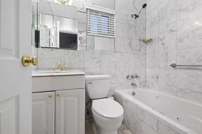 281 Dune Road #17B, Westhampton Beach, NY 11978 - Photo 16