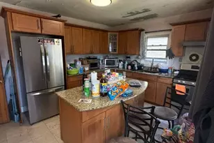 247-20 136th Rd, Rosedale, NY 11422 - Photo 2