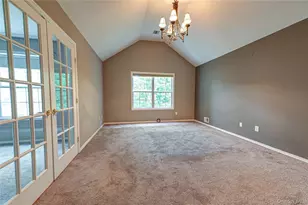 31 Cranberry Cir, Medford, NY 11763 - Photo 14