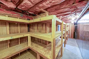 31 Cranberry Cir, Medford, NY 11763 - Photo 26