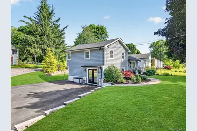 13 Clarkview Road, New Windsor, NY 12553 - Photo 2
