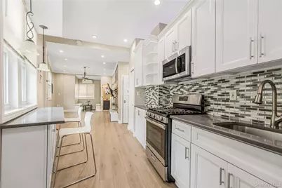 735 E 211th Street, Bronx, NY 10467 - Photo 8