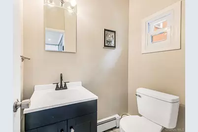 735 E 211th Street, Bronx, NY 10467 - Photo 10