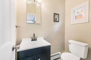 735 E 211th St, Bronx, NY 10467 - Photo 10