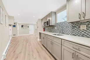 735 E 211th St, Bronx, NY 10467 - Photo 20