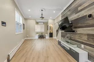 735 E 211th St, Bronx, NY 10467 - Photo 2