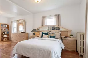 1 Moore Ave, Hempstead, NY 11550 - Photo 14