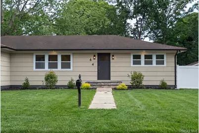 64 Lincoln Avenue, Mastic Beach, NY 11951 - Photo 2