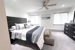 32 Hearthside Dr, Mount Sinai, NY 11766 - Photo 16