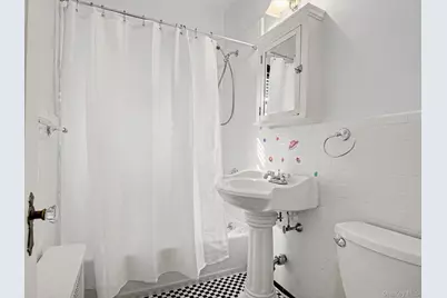2 Westchester Avenue #4J, White Plains, NY 10601 - Photo 14