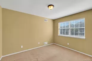 112 Dorado Ct S, Middle Island, NY 11953 - Photo 30