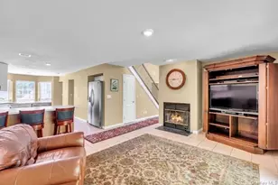 112 Dorado Ct S, Middle Island, NY 11953 - Photo 10