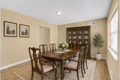 112 Dorado Court S, Middle Island, NY 11953 - Photo 20