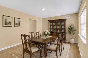112 Dorado Ct S, Middle Island, NY 11953 - Photo 20