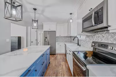53 Abbott Avenue, Mastic, NY 11950 - Photo 20