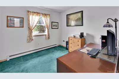 22 Donna Drive, Calverton, NY 11933 - Photo 18