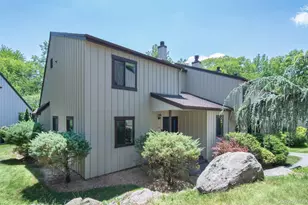 280 Birch Ln, Irvington, NY 10533 - Photo 2