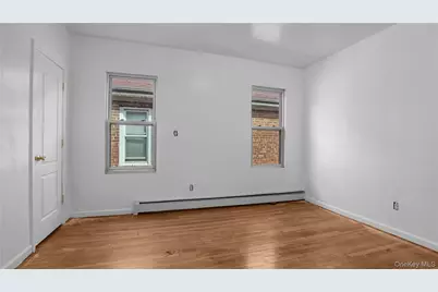 937 E 225th Street, Bronx, NY 10466 - Photo 10