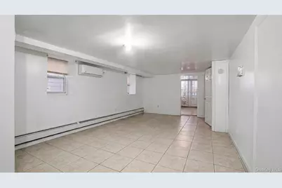 937 E 225th Street, Bronx, NY 10466 - Photo 14