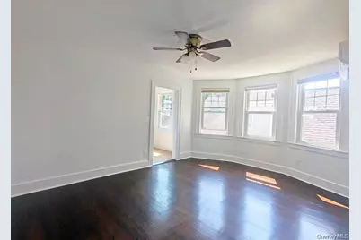 344 Roslyn Ave, Carle Place, NY 11514 - Photo 4