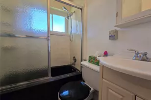 147-46 Village Rd, Briarwood, NY 11435 - Photo 12